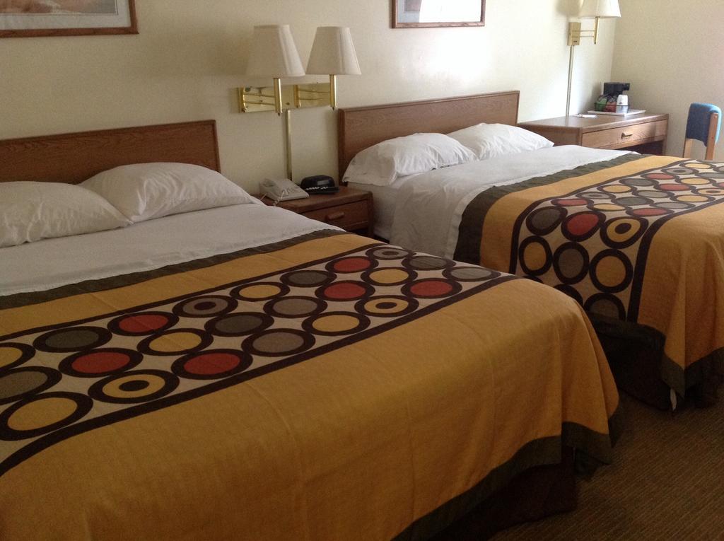 Brookshire Inn Inez 客房 照片